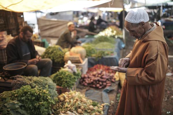 معدل التضخم يتراجع بشكل ملحوظ.. والمغاربة ينتظرون انعكاس الأرقام الرسمية على أرض الواقع